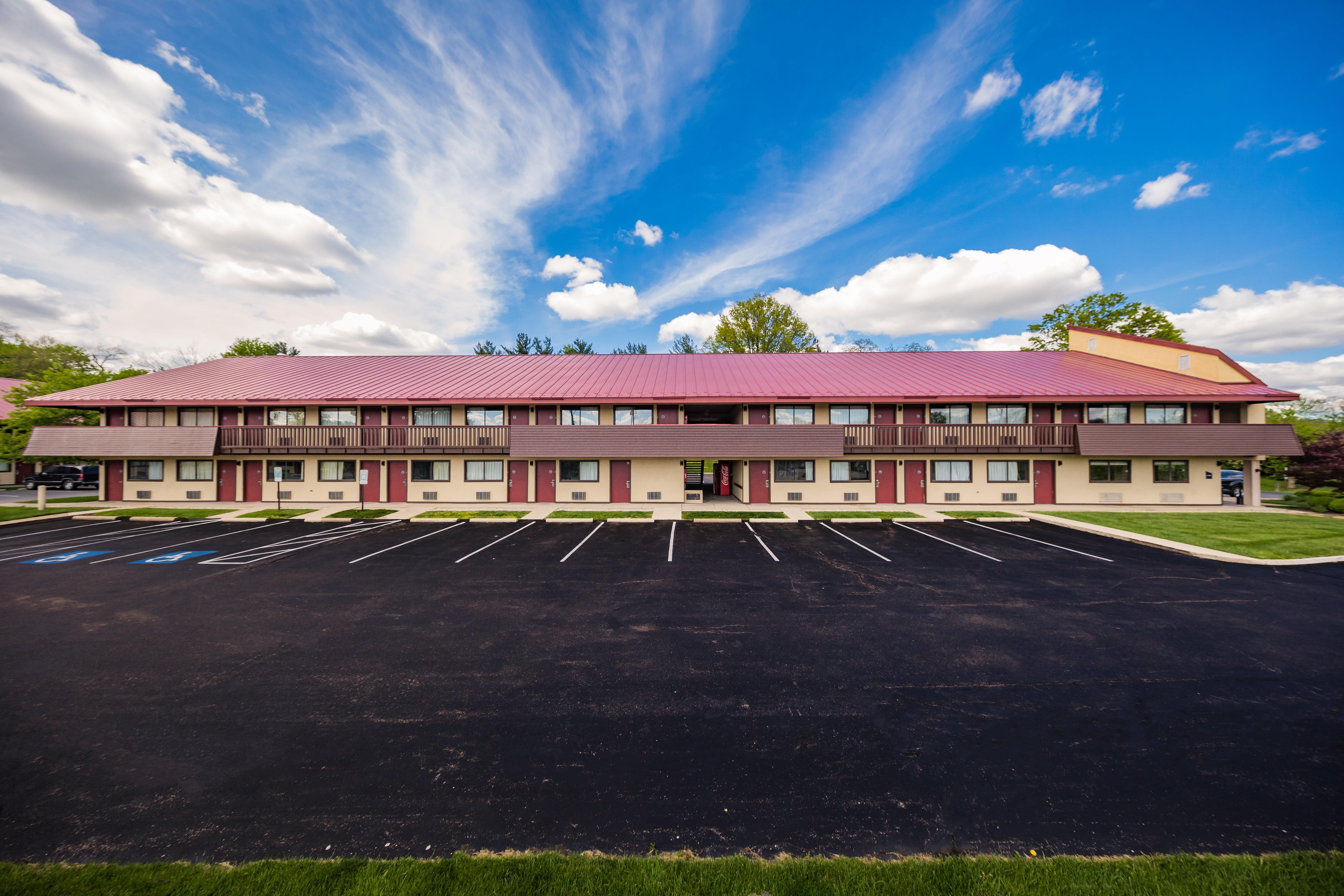 Red Roof Inn Cincinnati Northeast - Blue Ash Exterior foto